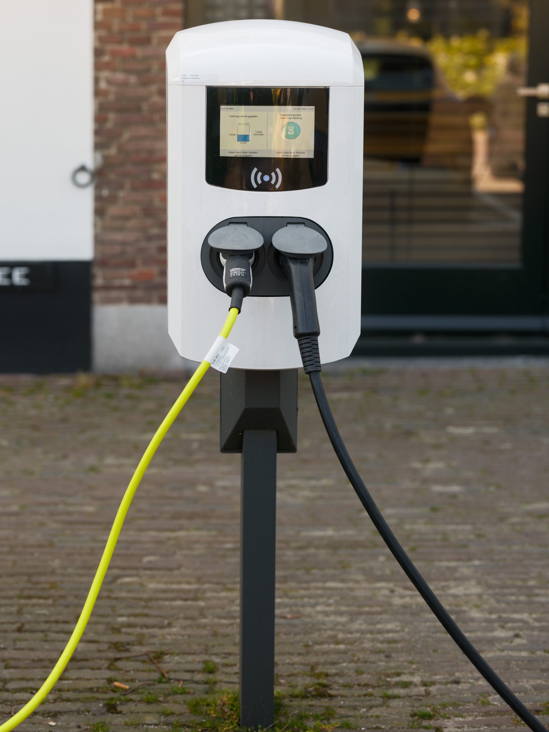 ev laadpaal installatie